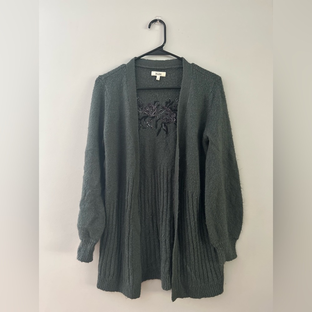 Green MUDD sweater with purple embroidery flowers